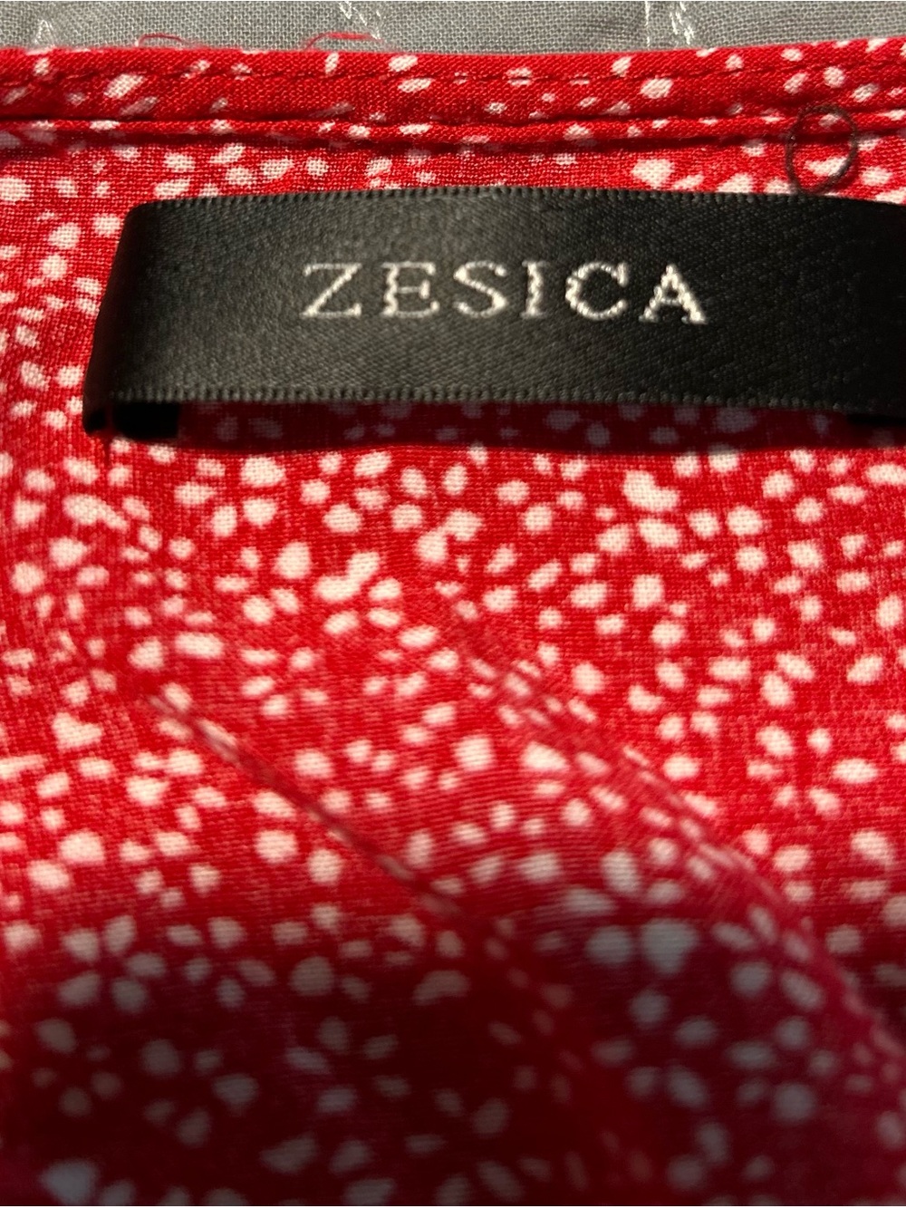 Women’s Zesica Red Floral High-Low Wrap Dress - Picture 4 of 4